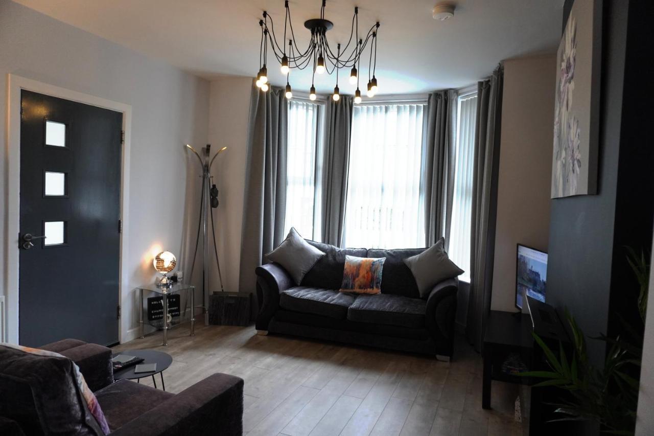 Vip Church Street Apartment Портадаун Екстериор снимка
