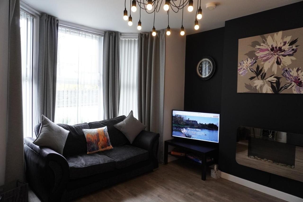 Vip Church Street Apartment Портадаун Екстериор снимка